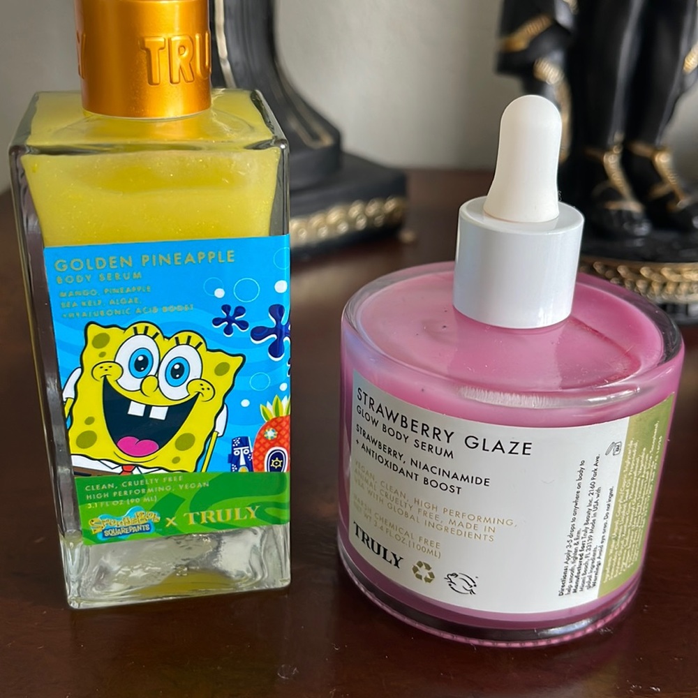Used once TRULY Golden Pineapple Body Serum & Strawberry Glaze Glow Body Serum